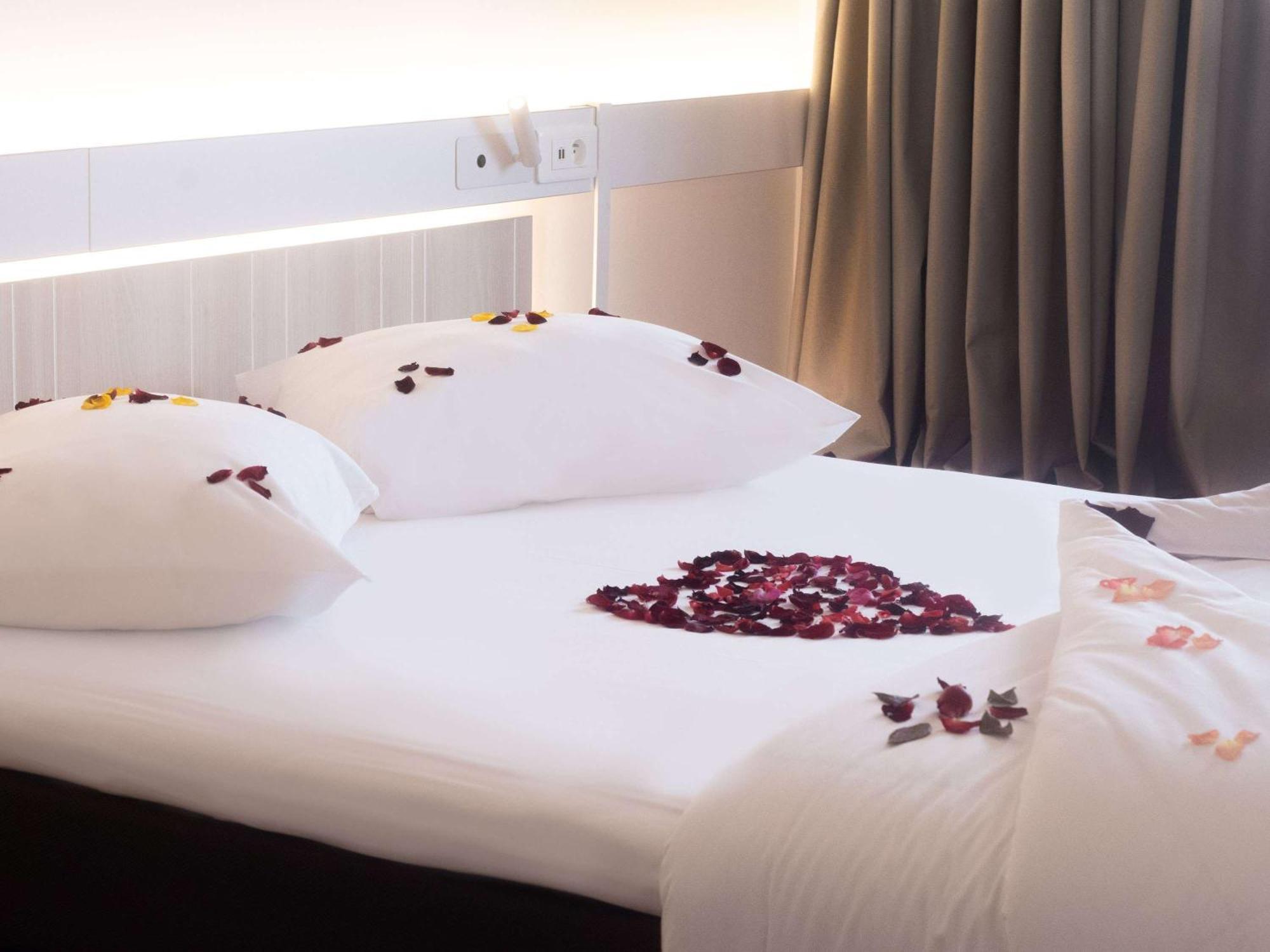 Ibis Abdelmoumen Casa Centre Hotel Casablanca Ngoại thất bức ảnh